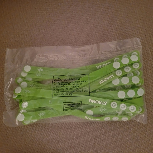 Key Chains & Bracelets - Picture 12 of 16